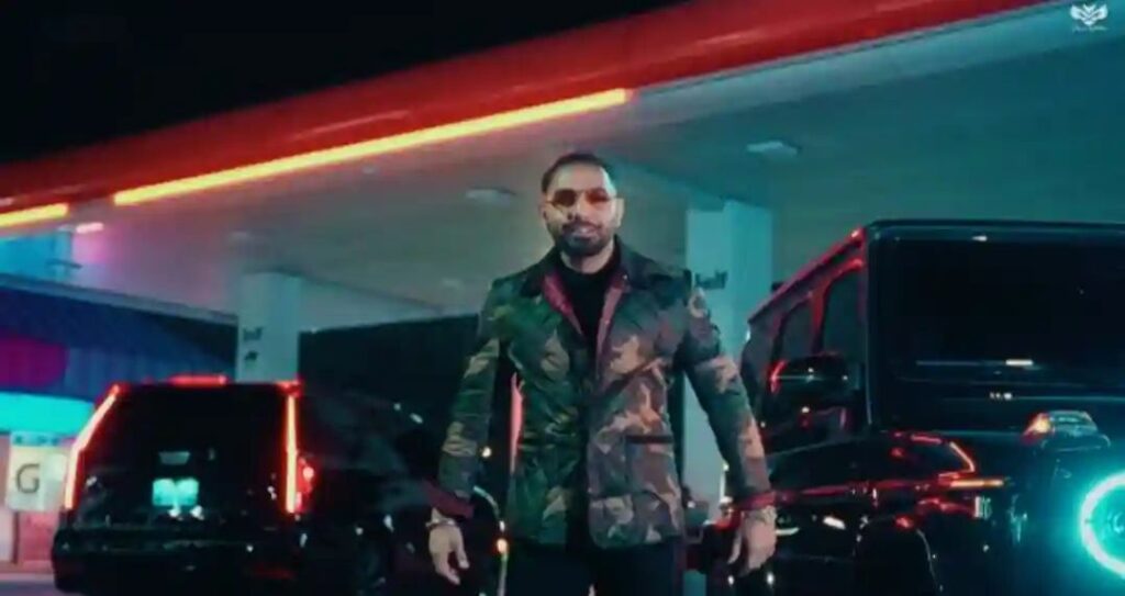 Wake Up Call Lyrics Gill Madhipuriya ft. Prem Dhillon